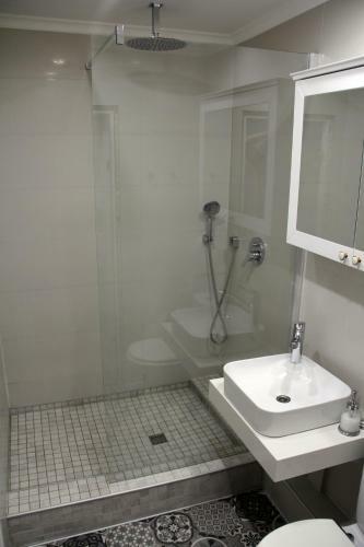 Loft Design Studio Apartment & Free Parking