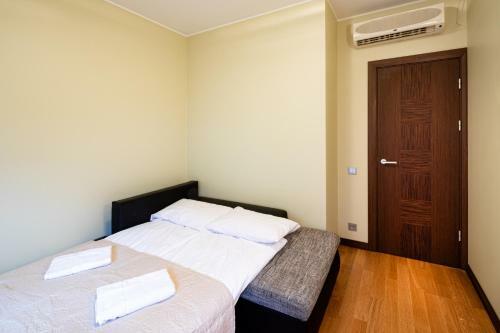 Old Riga Central Family Apartment