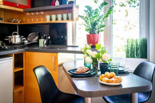 Green Garden & Parking Apartments