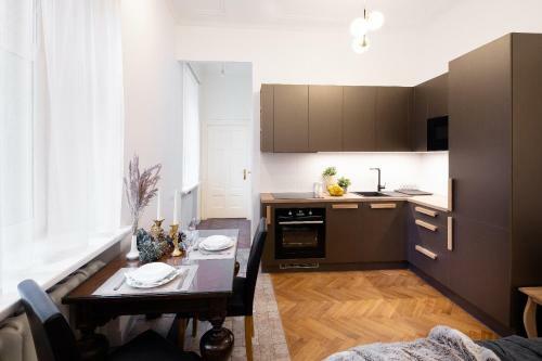 Brivibas House Design Apartments In City Center