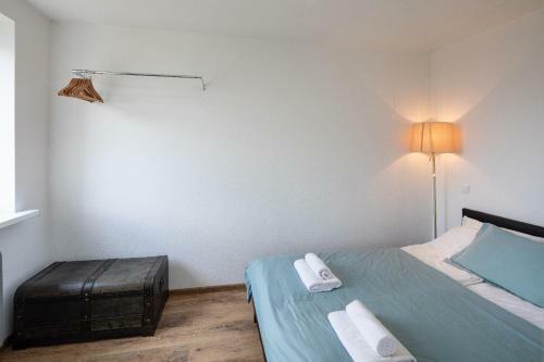 Brivibas Yard Apartment With Parking In City Center