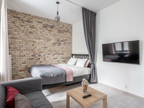 Quiet Former Library Apartment In A Dream Location