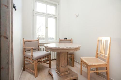 Ascetic Skolas Street Apartment