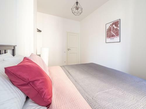 Charming Baron's Residence Apartment
