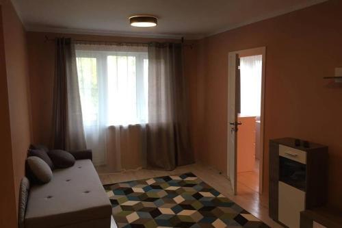 Apartamento 6 Can Stay. Self Check In. River 200m.