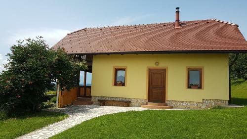 Holiday Home Mirt