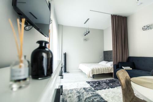 New Modern Studio Apartment In The Old Town Riga