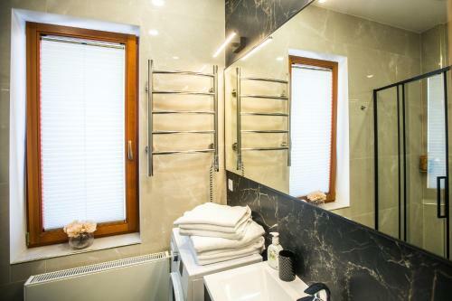 New Modern Studio Apartment In The Old Town Riga