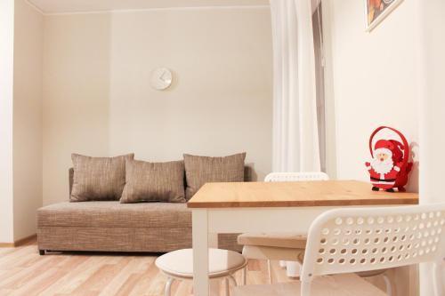 Bright Spacious Apartment In Riga With Free Parking