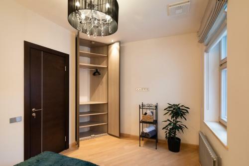 Old Riga Two Bedroom Apartment With 2 Bathrooms