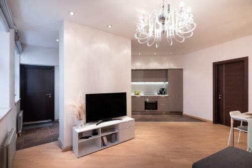 Old Riga Two Bedroom Apartment With 2 Bathrooms