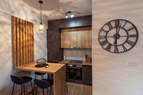 Modern, Bright And Cozy Apartment