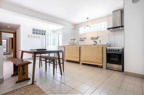 Apartment Asami - Newly Decorated With Great Outdoor Area!