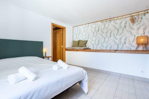 Apartment Asami - Newly Decorated With Great Outdoor Area!