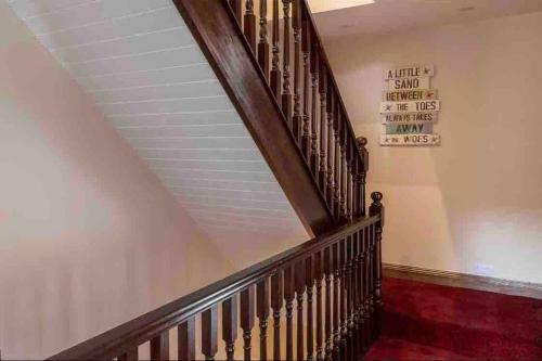 Stunning Coastal Home In Dingle Town