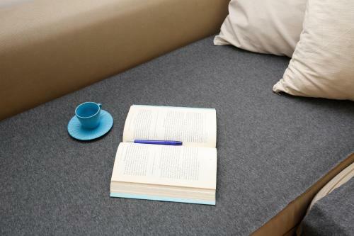 Stay Like A Local @ Almada Cozy Apartment