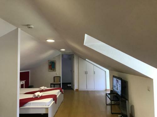 Hostal Tejos House