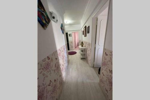 Apartamento Familiar T2 C�modo, Calmo E Central