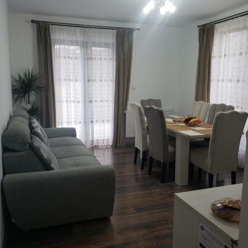 Hostal Pensiunea Agroturistica Doi Stejari