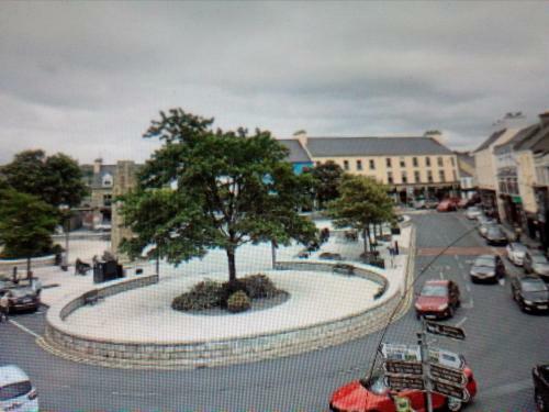 Oasis In Donegal Town
