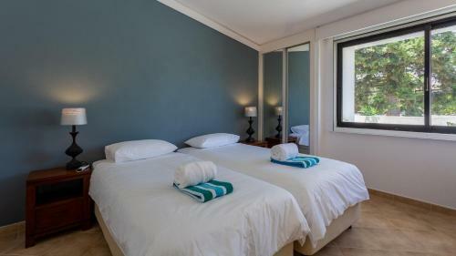 Victory Village Quinta Do Lago - Spacious 2 Bed / 3 Bath Apartment