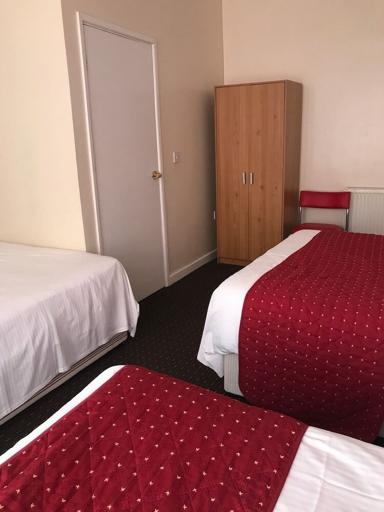 Chilton Hotel