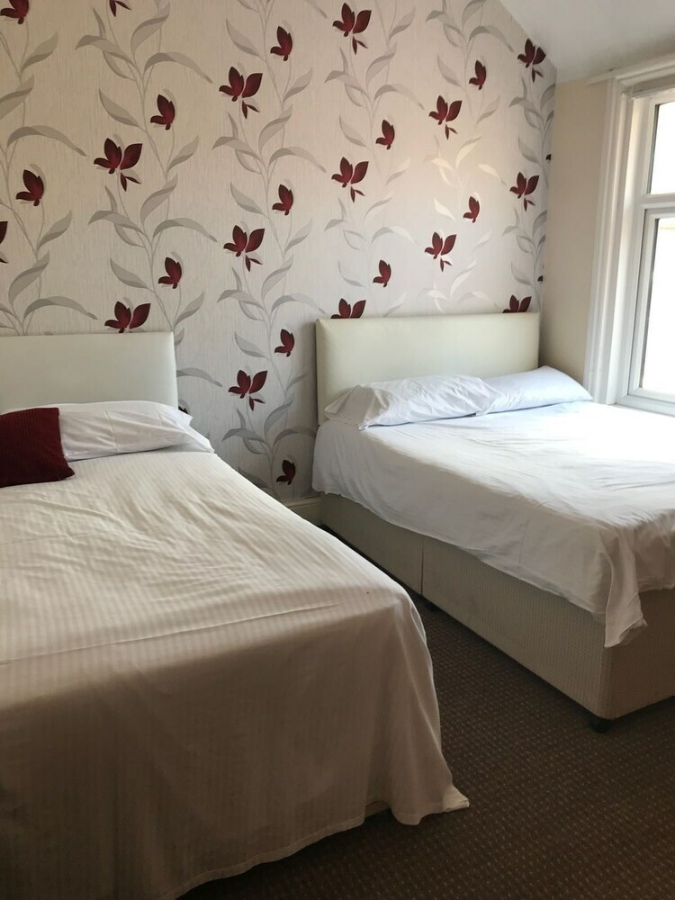 Chilton Hotel
