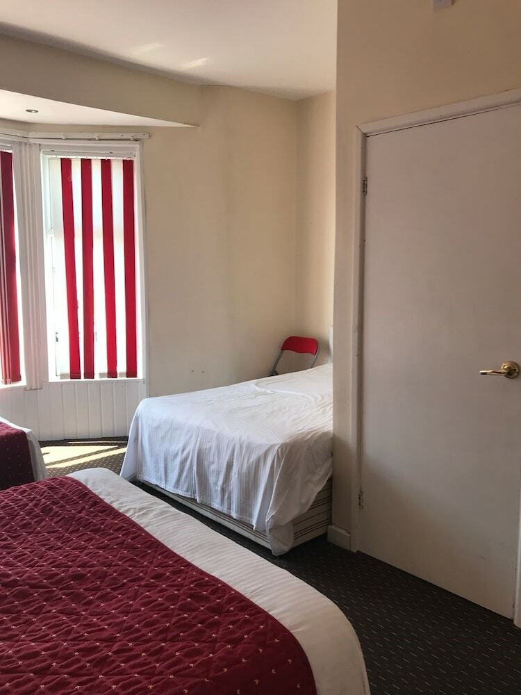 Chilton Hotel