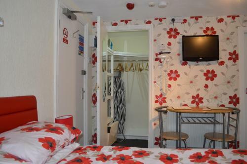 Ayrton House Luxury Apartments