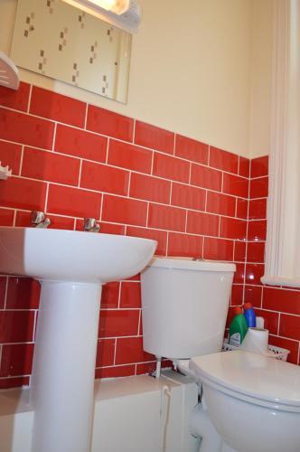 Ayrton House Luxury Apartments