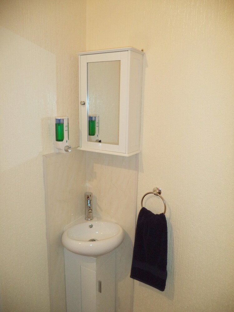Hostal Phoenix Guest House