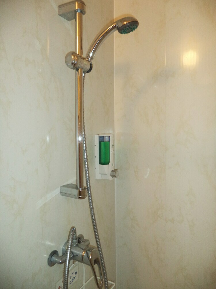 Hostal Phoenix Guest House