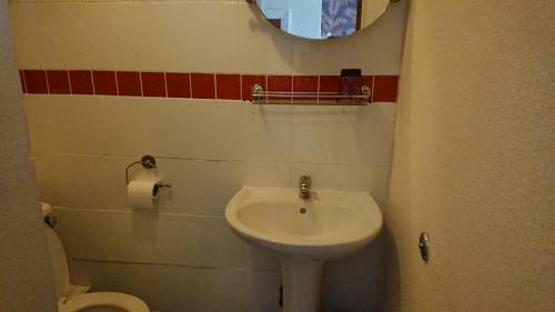 Hostal Ash Lea Hotel