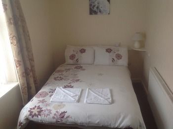 Hostal San Diego Guest House