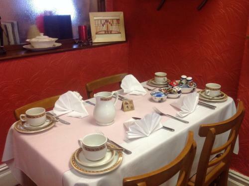 Hostal Cranstone Hotel