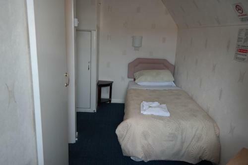 Hostal The Merecliff Hotel