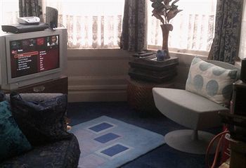 Athol Hotel