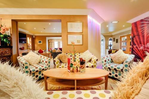 Hotel Number One South Beach