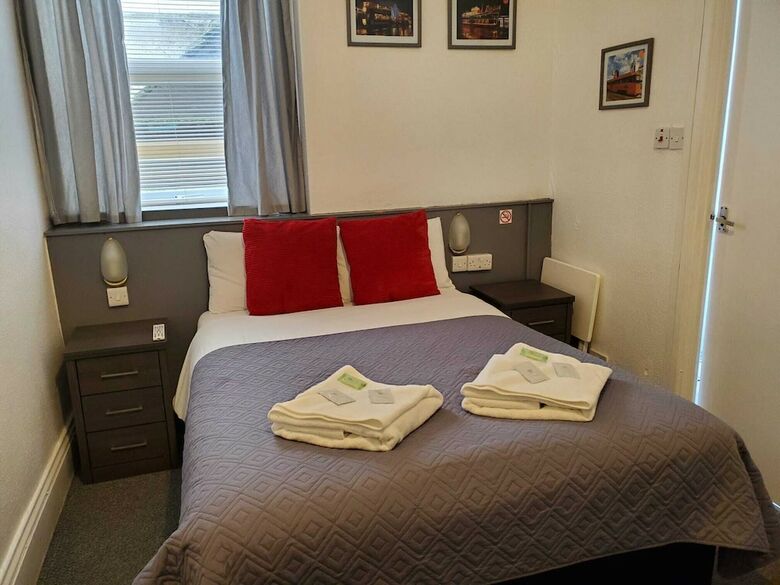 Hostal Brooklyn Hotel