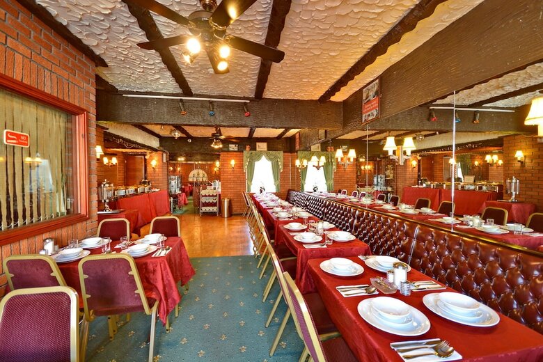 Royal Oakwell Hotel