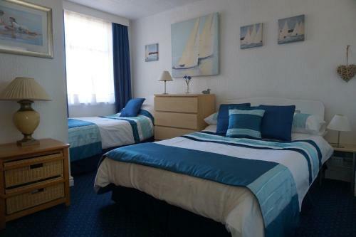Chateau Dale Holiday Apartments