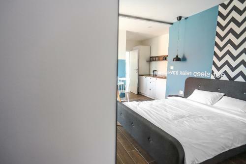 Hostal Mom`s House