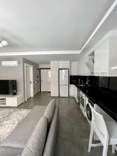 Cozy Apartment Near Cleopatra Beach