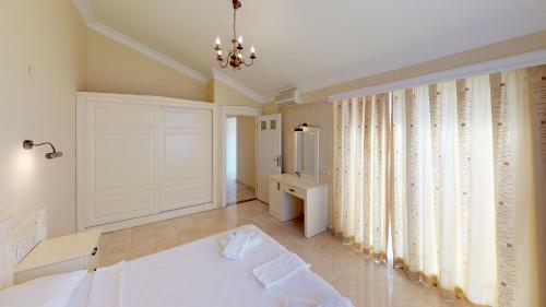 Gold City 2+1 Villa With Free Aquapark