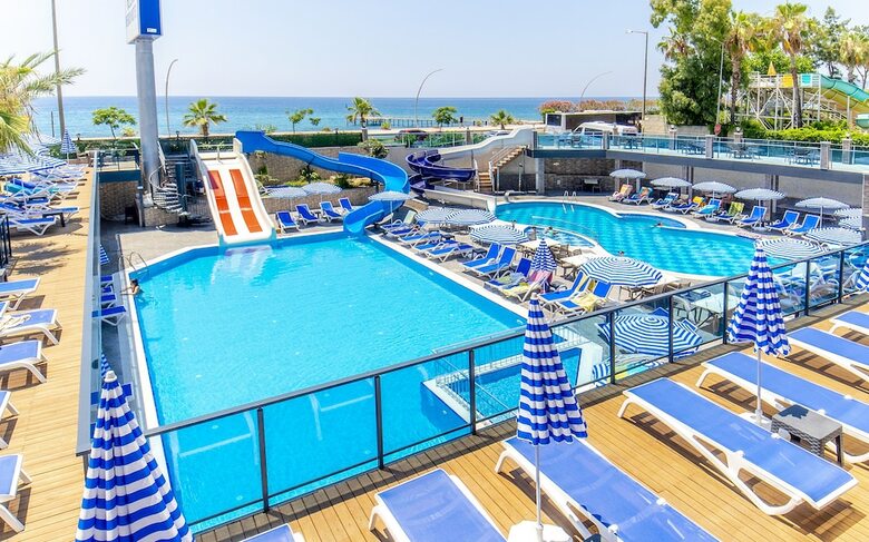 Relax Beach Hotel