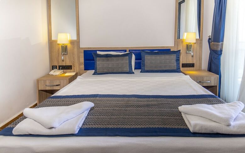 Relax Beach Hotel