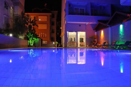 Bed & Breakfast Kleopatra Smile Hotel