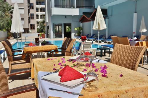 Bed & Breakfast Kleopatra Smile Hotel