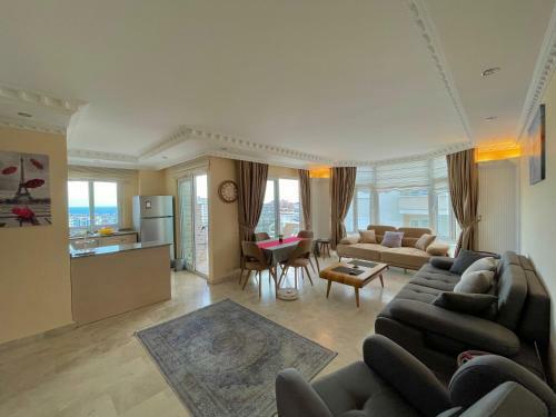 Sa Apartments! Sea View 2bd Flat