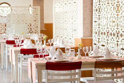 Club Paradiso Hotel & Resort